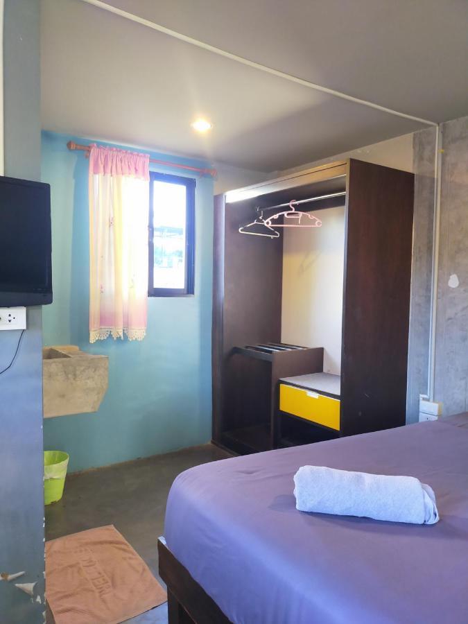 9 Hostel Чіангмай Екстер'єр фото