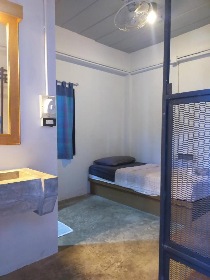 9 Hostel Чіангмай Екстер'єр фото
